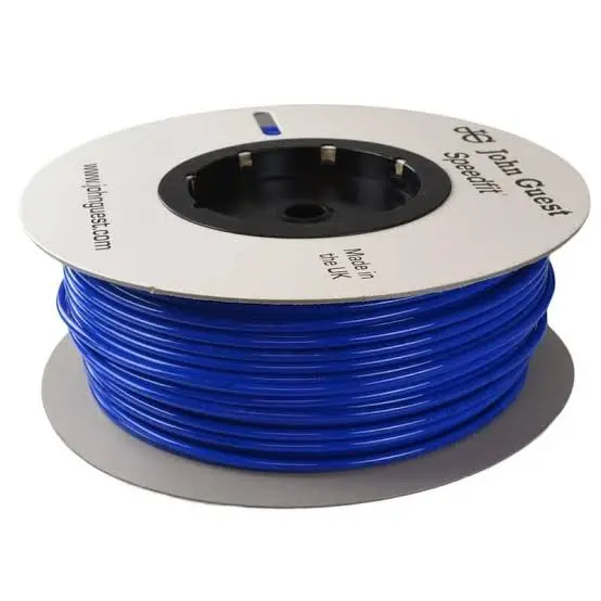 Tubería LLDPE John Guest PE-08-BI-0500F de 1/4" OD Rollo de 500 ft (152 m)